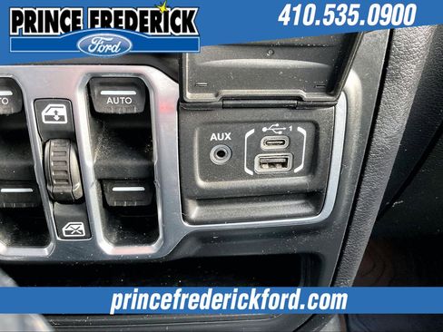 Used 2018 Jeep Wrangler Unlimited Sport S image 30