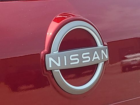 Used 2025 Nissan Rogue SV AWD/4WD image 34