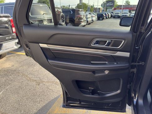 Used 2017 Ford Explorer Sport w/ Equipment Group 401A AWD/4WD image 24