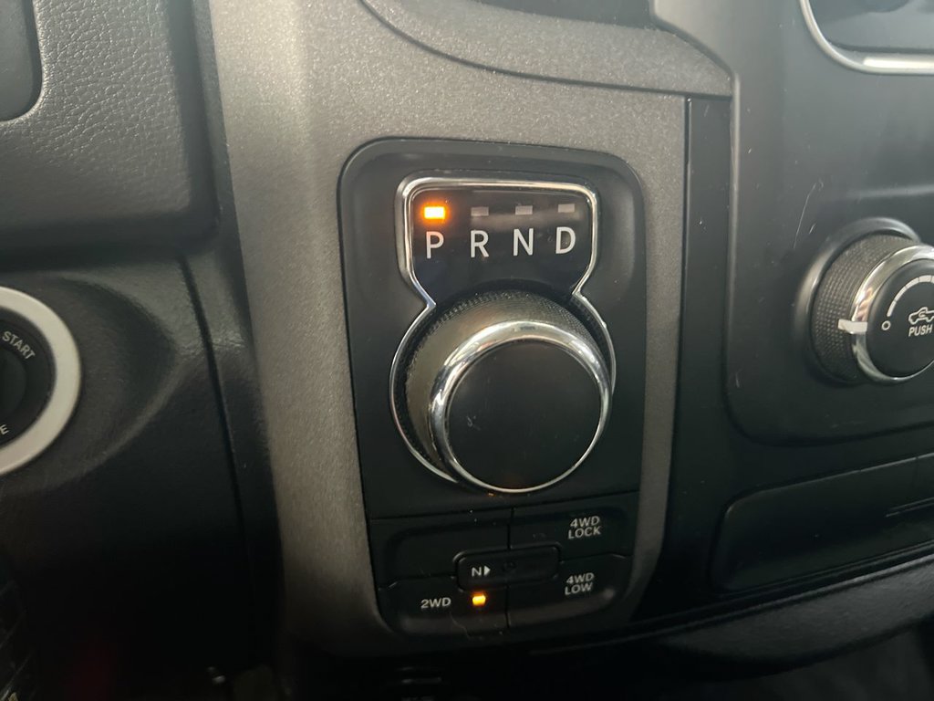 Used 2017 RAM 1500 Express w/ Express Value Package AWD/4WD image 16