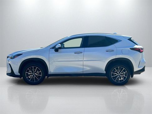 Used 2022 Lexus NX 350h AWD image 8