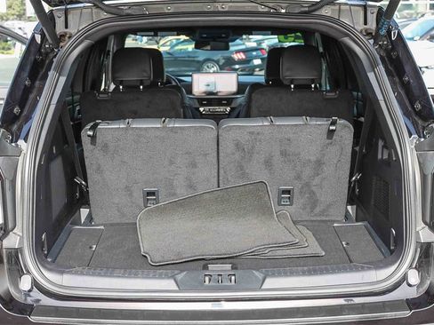 Certified 2025 Ford Explorer ST-Line w/ Premium Package image 33