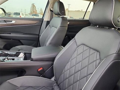 New 2026 Volkswagen Atlas SEL Premium R-Line image 14