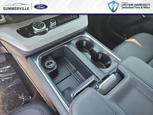 New 2026 Ford Expedition Active RWD image 31
