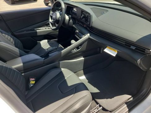 New 2026 Hyundai Elantra SEL Sport FWD image 20