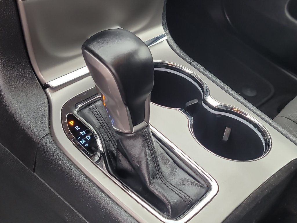 Used 2020 Jeep Grand Cherokee Laredo AWD/4WD image 27