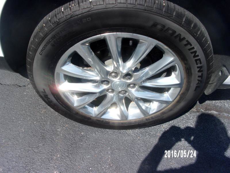 Used 2018 Buick Enclave Premium w/ Experience Buick Package AWD/4WD image 16