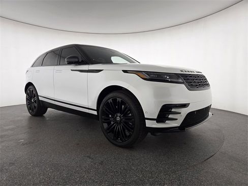 New 2026 Land Rover Range Rover Velar Dynamic SE image 2