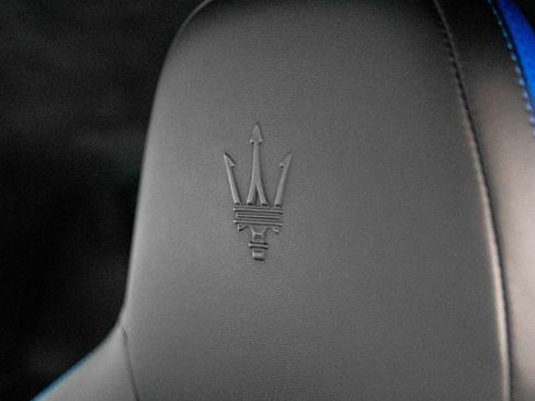Used 2022 Maserati MC20 Coupe RWD image 24