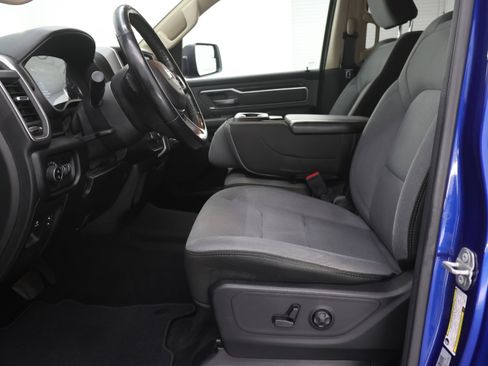 Used 2019 RAM 1500 Big Horn image 8