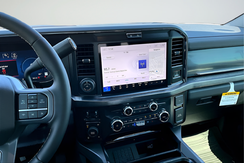 New 2026 Ford F250 Lariat w/ Black Appearance Package AWD/4WD image 8