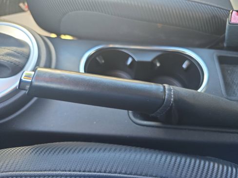 Used 2012 Volkswagen Beetle 2.5 image 20