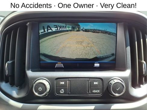 Used 2022 Chevrolet Colorado LT w/ Safety Package AWD/4WD image 19
