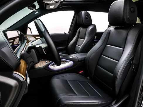 Certified 2024 Mercedes-Benz GLS 450 4MATIC image 17