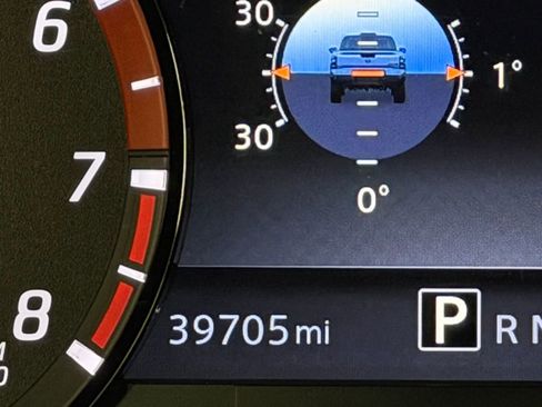 Used 2023 Nissan Frontier Pro-X w/ Technology Package image 16