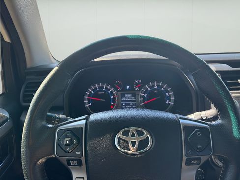 Used 2019 Toyota 4Runner SR5 image 21