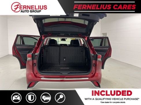 Used 2021 Toyota Highlander Platinum AWD/4WD image 19