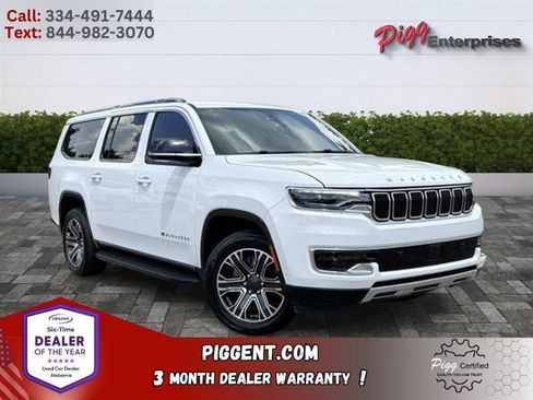 Used 2024 Jeep Wagoneer L Series II RWD image 1