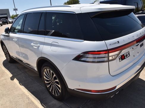 Used 2022 Lincoln Aviator Reserve w/ Equipment Group 201A AWD/4WD image 7