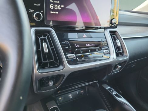 Used 2023 Kia Sorento X-Line EX AWD/4WD image 19
