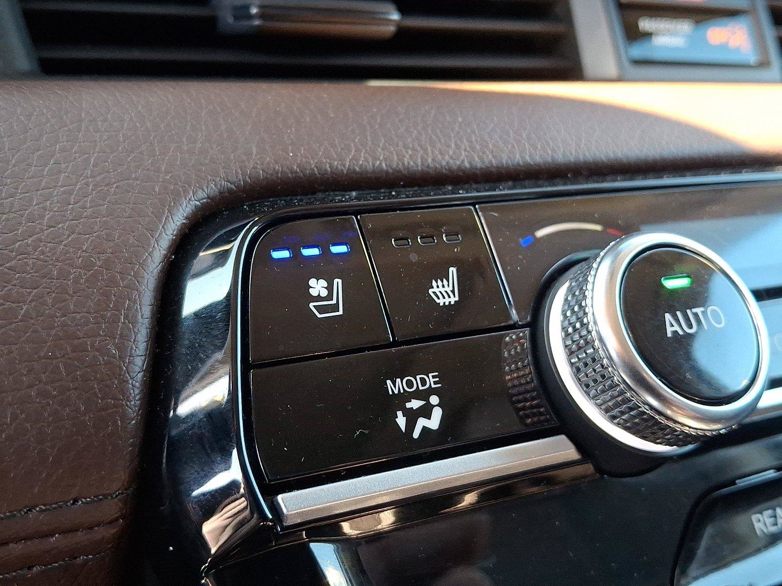 Used 2025 Honda Pilot Elite image 26