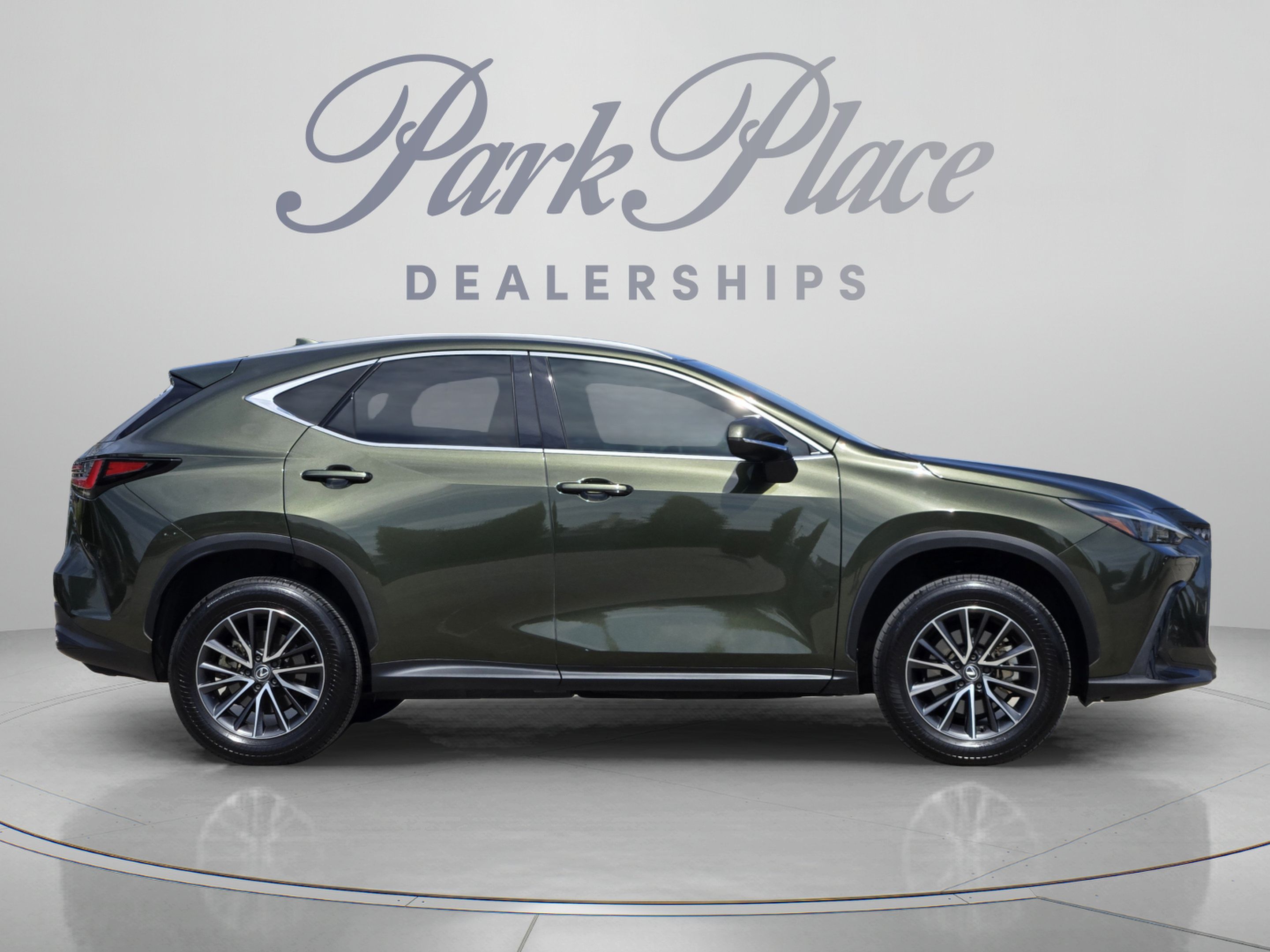Used 2024 Lexus NX 250 FWD image 6