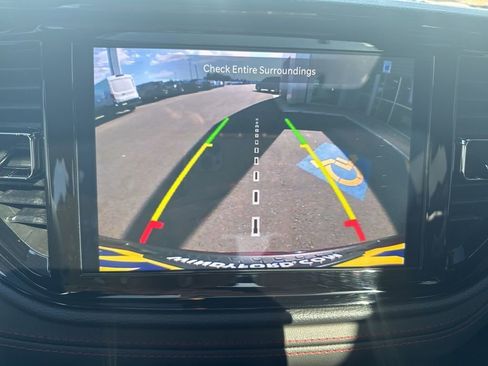 Used 2025 Dodge Durango GT AWD/4WD image 16