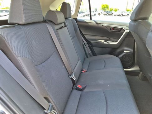 Used 2024 Toyota RAV4 LE AWD/4WD image 18