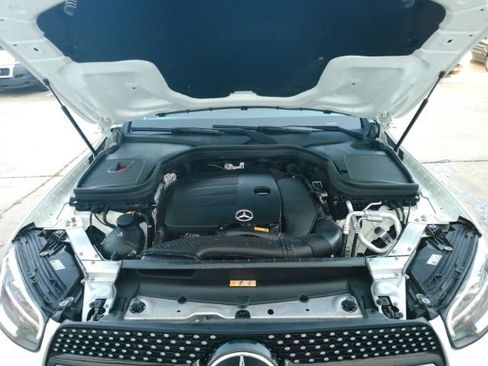 Used 2022 Mercedes-Benz GLC 300 w/ AMG Line image 51