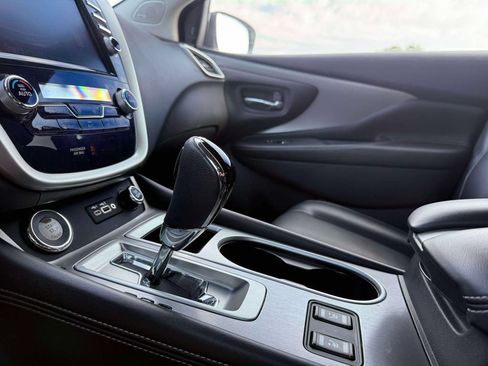 Used 2019 Nissan Murano S AWD/4WD image 29