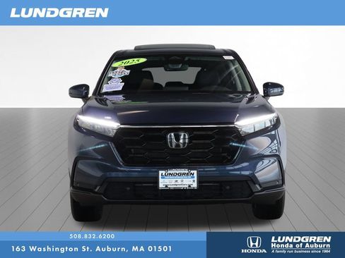 Used 2025 Honda CR-V EX-L image 3