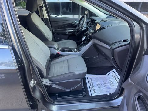 Used 2016 Ford Escape SE w/ Equipment Group 201A image 13