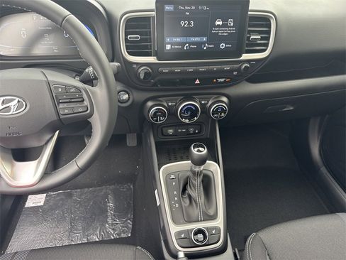 New 2026 Hyundai Venue SEL image 27