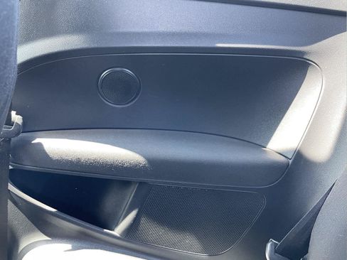 Used 2018 Volkswagen Beetle 2.0T FWD image 20