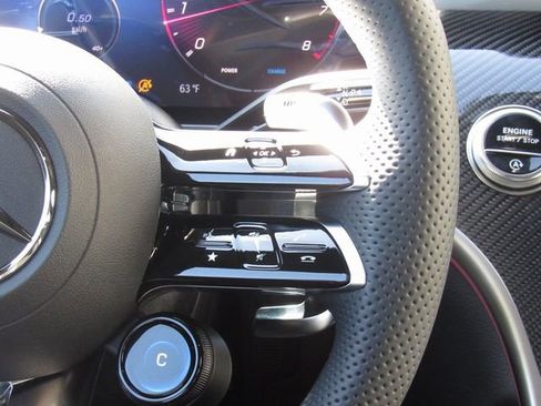 New 2025 Mercedes-Benz GLC 43 AMG 4MATIC Coupe image 31