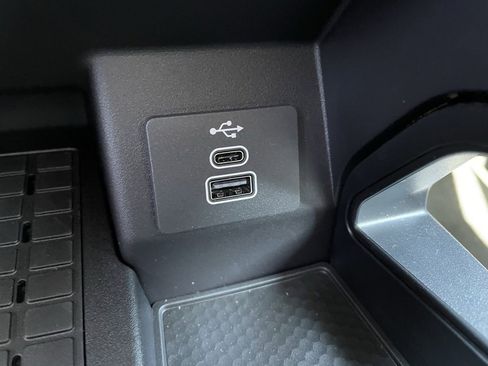 New 2025 Ford Ranger XLT w/ FX4 Off-Road Package image 12