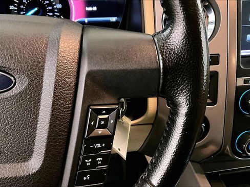 Used 2015 Ford Expedition EL XLT w/ Equipment Group 202A image 19