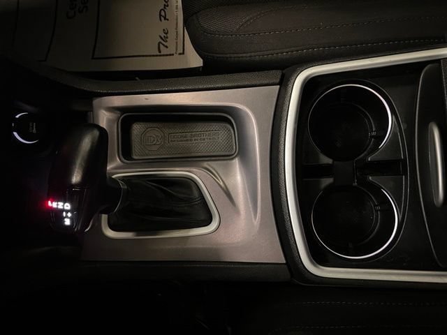 Used 2022 Dodge Charger SXT RWD image 1