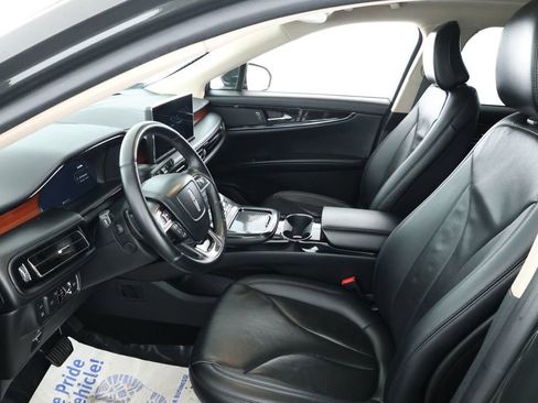 Used 2022 Lincoln Nautilus Reserve image 19