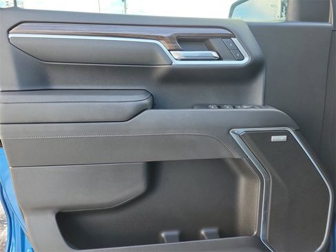 Used 2022 Chevrolet Silverado 1500 RST w/ RST All Star Premium Package image 17