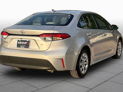 Used 2024 Toyota Corolla LE FWD image 12