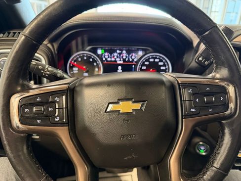 Used 2021 Chevrolet Silverado 1500 High Country w/ Technology Package image 21