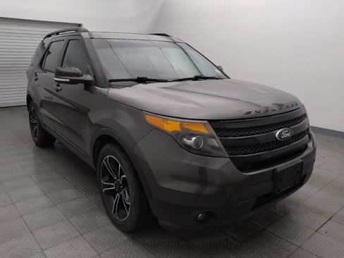 Used 2015 Ford Explorer Sport w/ Equipment Group 401A AWD/4WD image 13