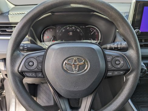Used 2023 Toyota RAV4 XLE w/ Convenience Package FWD image 33