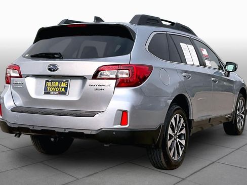 Used 2017 Subaru Outback 3.6R Limited AWD/4WD image 12