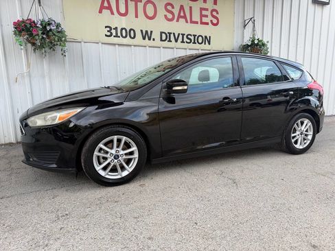 Used 2016 Ford Focus SE FWD image 8