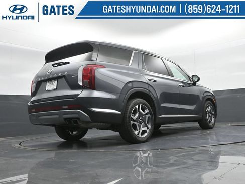 Used 2024 Hyundai Palisade Limited AWD/4WD image 45