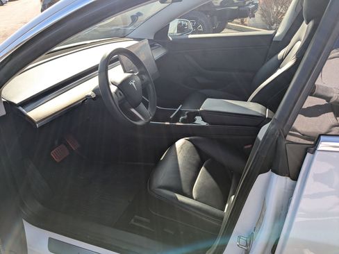Used 2019 Tesla Model 3 Standard Range Plus image 27