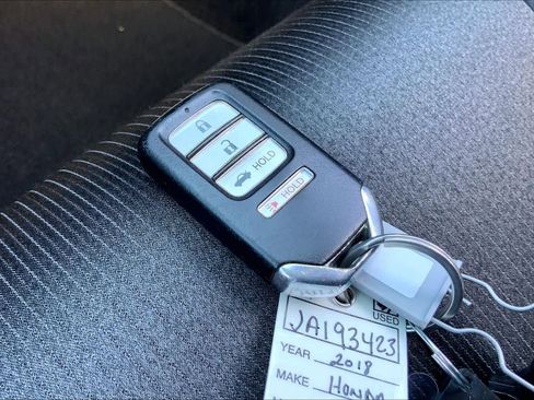 Used 2018 Honda Accord Sport image 14