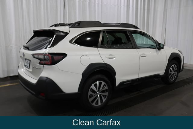 Used 2024 Subaru Outback Premium AWD/4WD image 3
